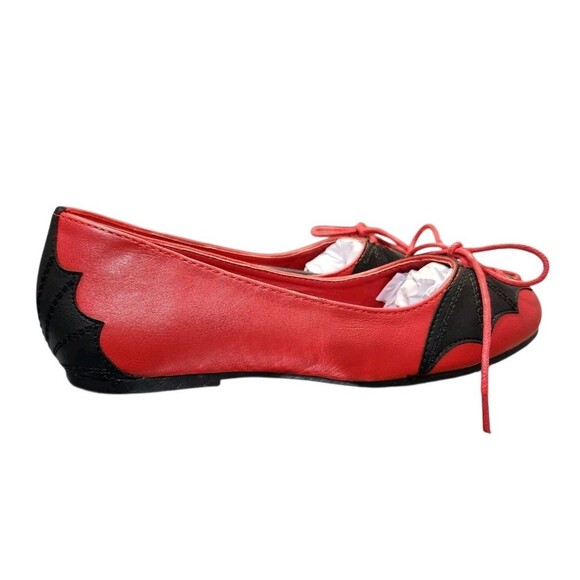 Womens Size 6 Ellie Shoes 100-BATTY Flat With Bat Wings Red & Black NIB - Picture 5 of 5